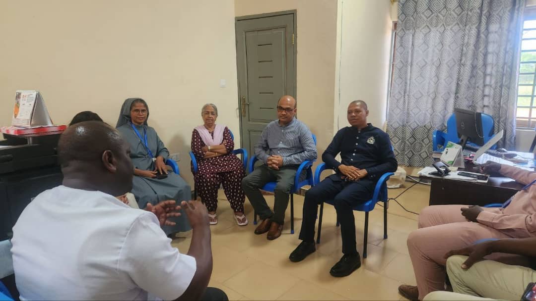 Commissioner meet Management